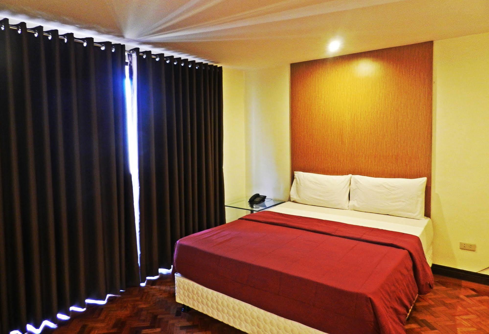 סן פדרו מקאטי Salcedo Suites מראה חיצוני תמונה