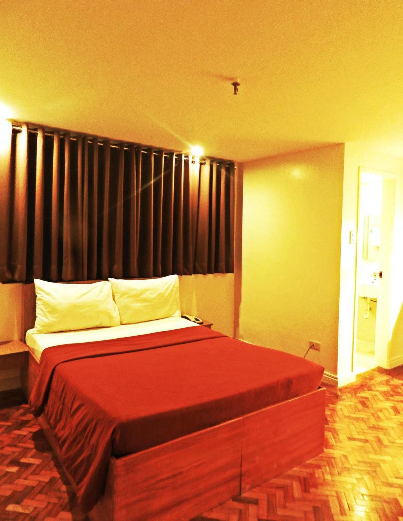 סן פדרו מקאטי Salcedo Suites מראה חיצוני תמונה