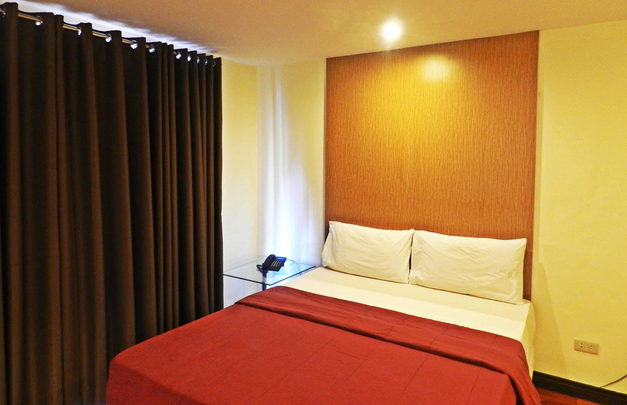 סן פדרו מקאטי Salcedo Suites מראה חיצוני תמונה